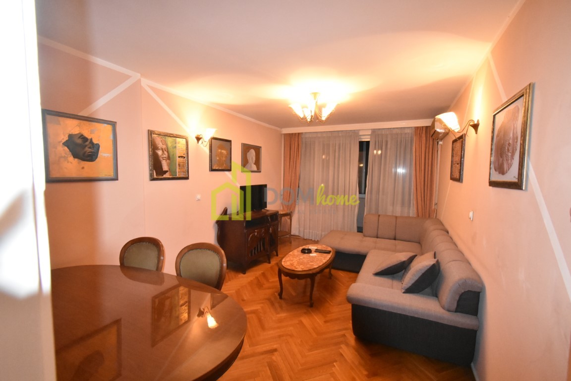 Jednoiposoban stan 70m2, Preko Morače